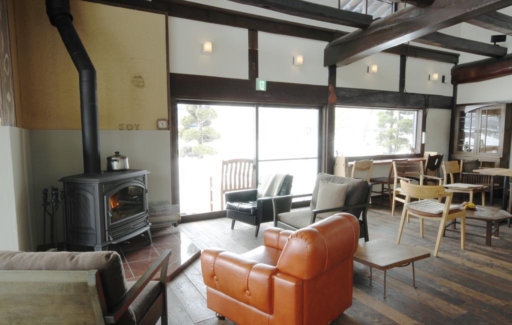 Soy Bed and Breakfast Takayama  Buitenkant foto
