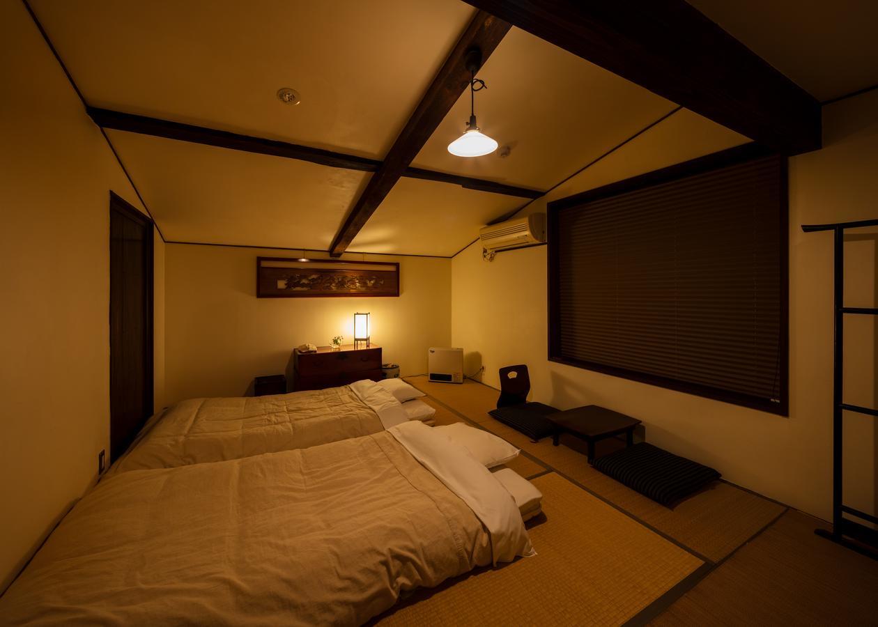 Soy Bed and Breakfast Takayama  Buitenkant foto